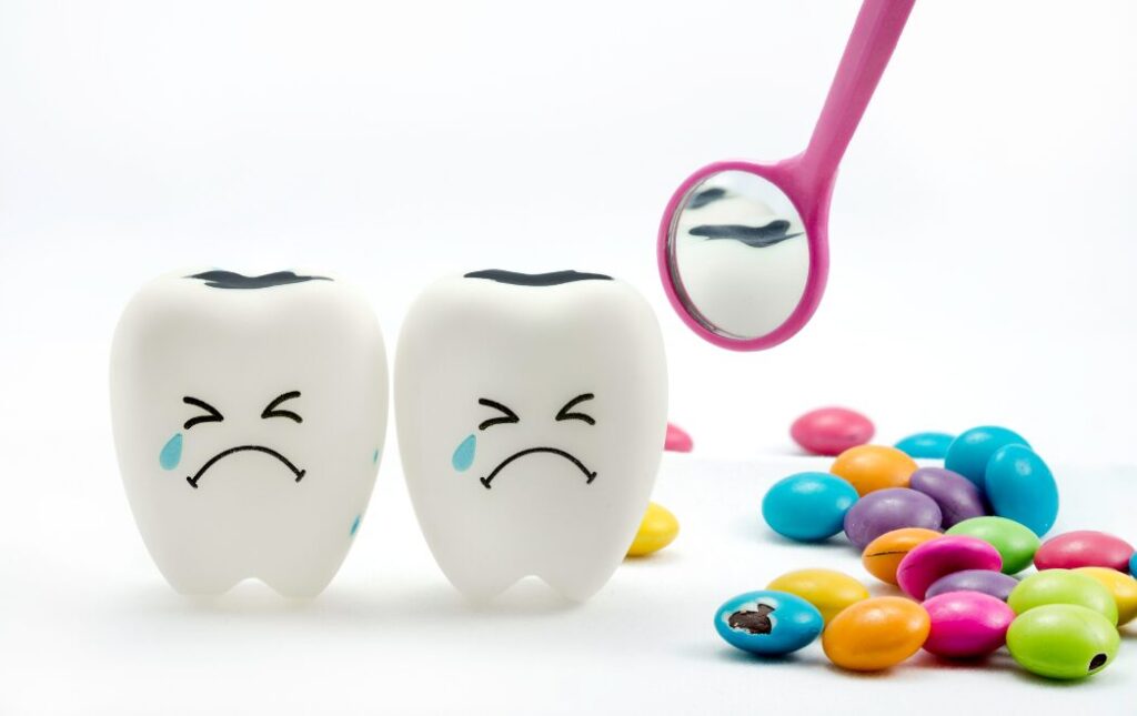 チョコレートによって虫歯になってしまったイメージ